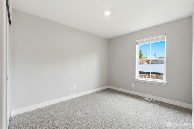8405 Gilman Way, Arlington, WA 98223