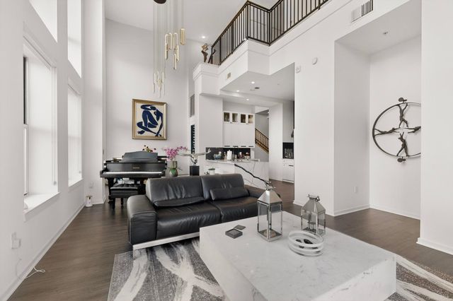 2323 N Houston Street 704, Dallas, TX 75219