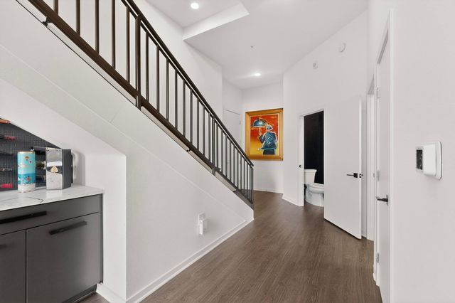 2323 N Houston Street 704, Dallas, TX 75219