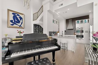 2323 N Houston Street 704, Dallas, TX 75219