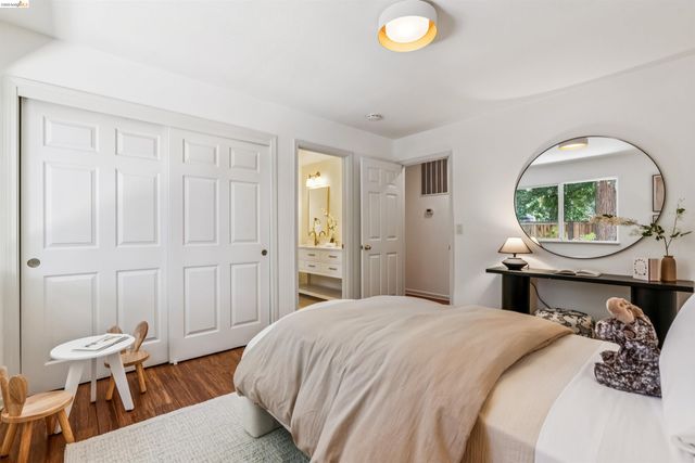 1035 N Thompson Rd, Lafayette, CA 94549