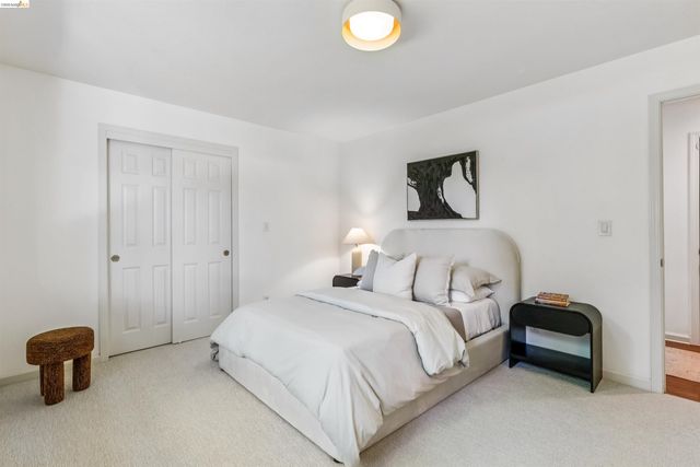 1035 N Thompson Rd, Lafayette, CA 94549