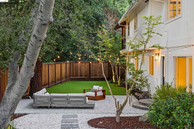 1035 N Thompson Rd, Lafayette, CA 94549