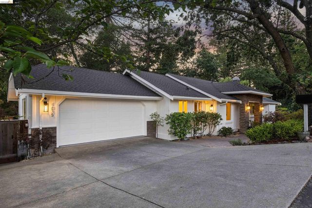 1035 N Thompson Rd, Lafayette, CA 94549