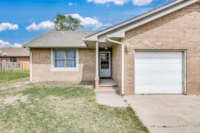 7510 E 17th St, Wichita, KS 67206