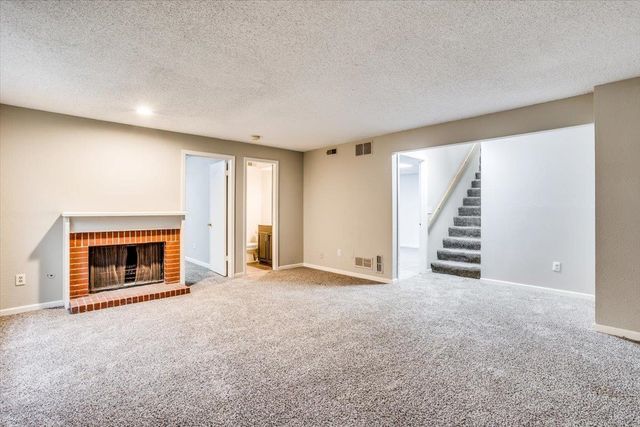 7510 E 17th St, Wichita, KS 67206