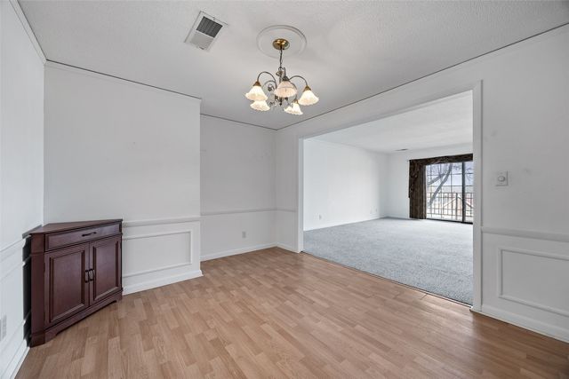 130 Thompson Drive SE 214, Cedar Rapids, IA 52402