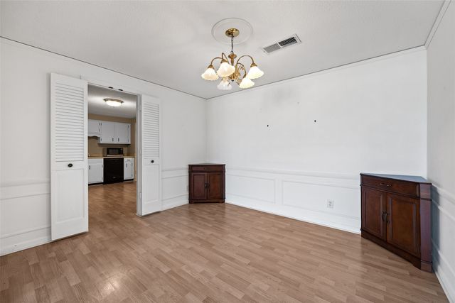 130 Thompson Drive SE 214, Cedar Rapids, IA 52402