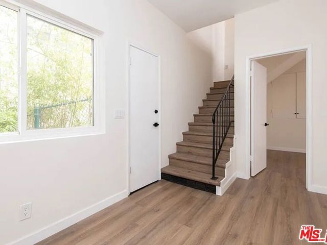 2819 Pacific View Trail 1&2, Los Angeles, CA 90068