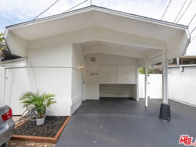 2819 Pacific View Trail 1&2, Los Angeles, CA 90068