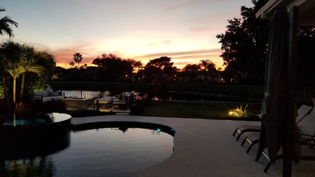21 Somerset Drive, Palm Beach Gardens, FL 33418