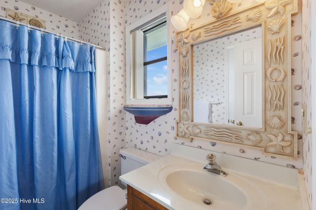 1008 Canal Drive 3a, Carolina Beach, NC 28428