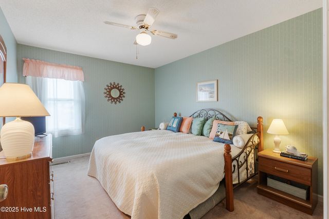 1008 Canal Drive 3a, Carolina Beach, NC 28428