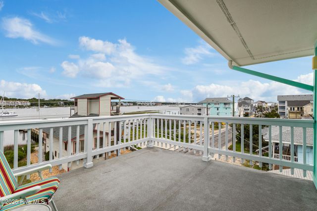 1008 Canal Drive 3a, Carolina Beach, NC 28428