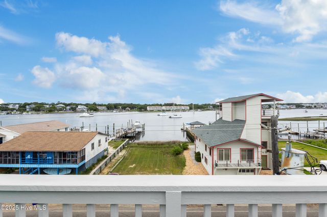 1008 Canal Drive 3a, Carolina Beach, NC 28428