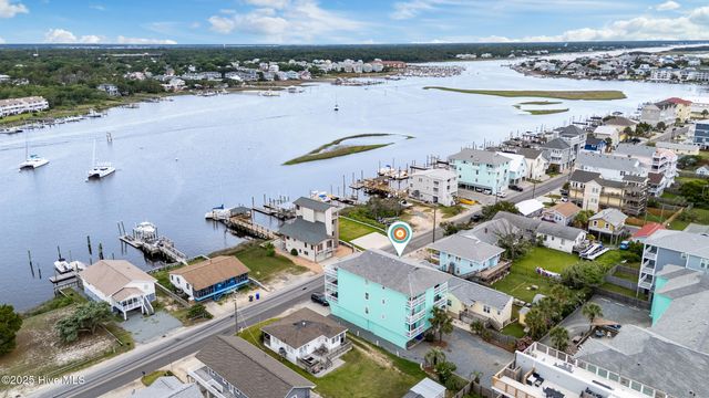 1008 Canal Drive 3a, Carolina Beach, NC 28428