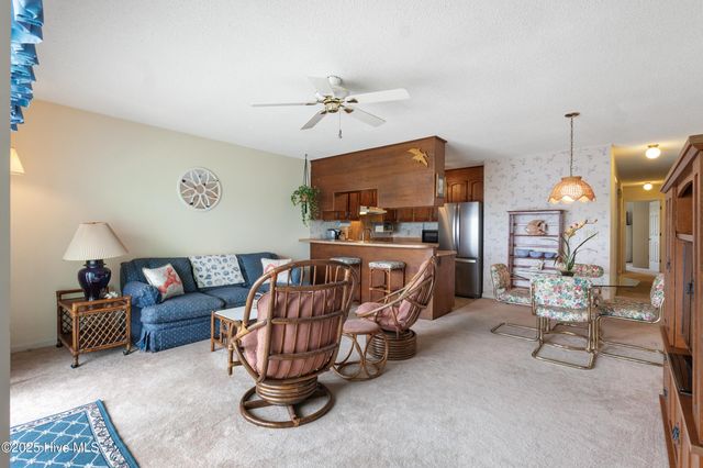 1008 Canal Drive 3a, Carolina Beach, NC 28428