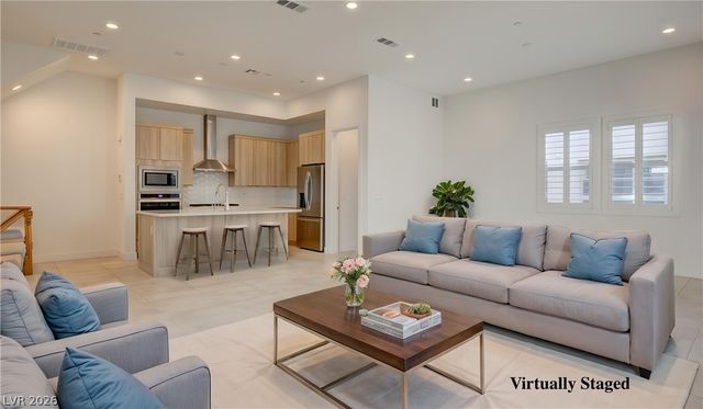 642 Grey Saker Street, Las Vegas, NV 89138