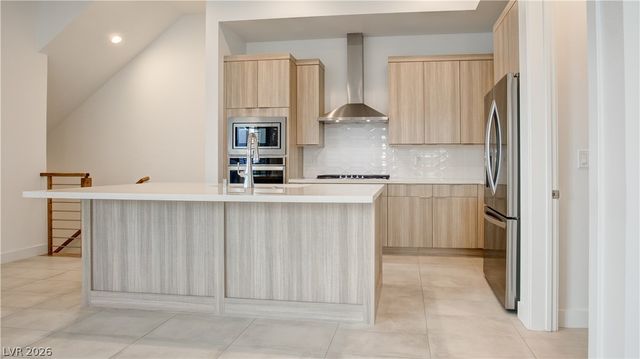 642 Grey Saker Street, Las Vegas, NV 89138