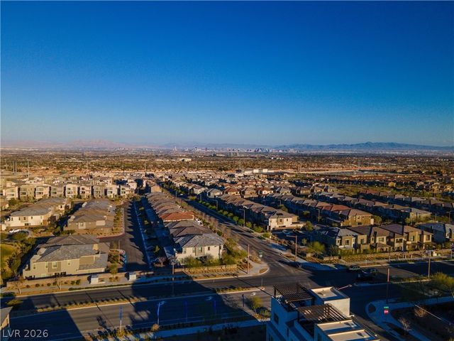 642 Grey Saker Street, Las Vegas, NV 89138