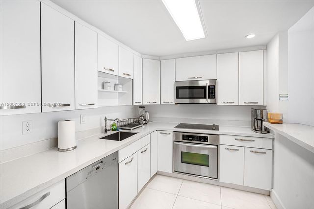19370 Collins Avenue 1612, Sunny Isles Beach, FL 33160