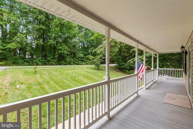8475 SAINT ANDREWS DR, Chesapeake Beach, MD 20732