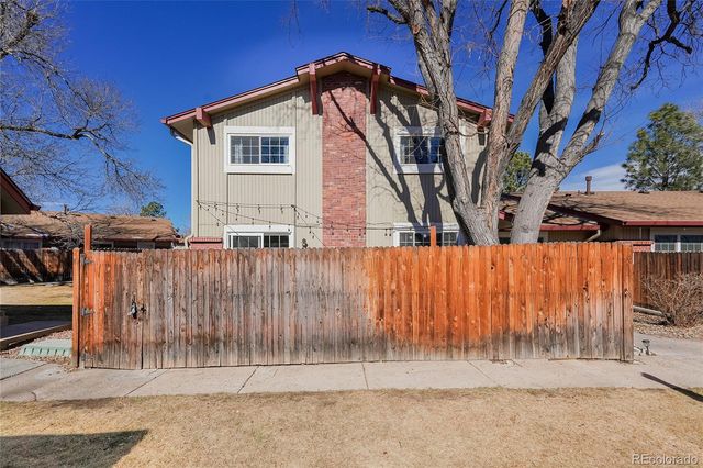7414 W Roxbury Place, Littleton, CO 80128