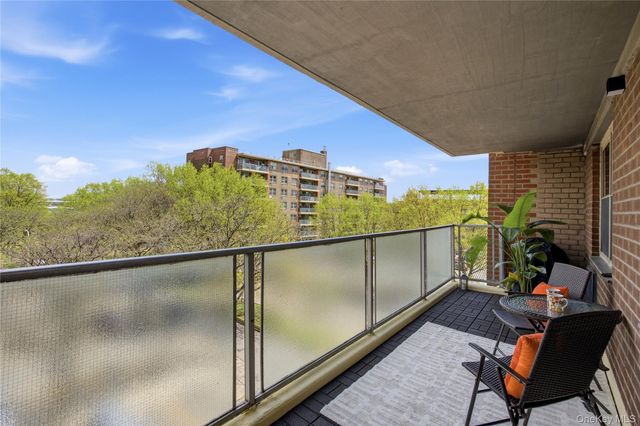 400 Cozine Avenue 5E, Brooklyn, NY 11207