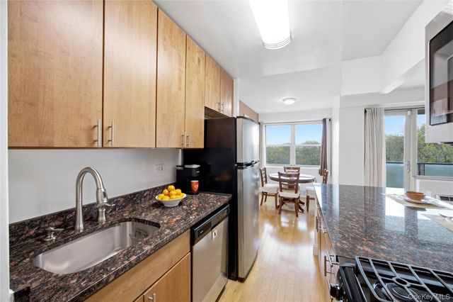 400 Cozine Avenue 5E, Brooklyn, NY 11207