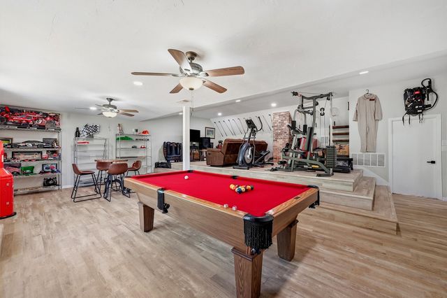 420 Kiowa Drive W, Gainesville, TX 76240