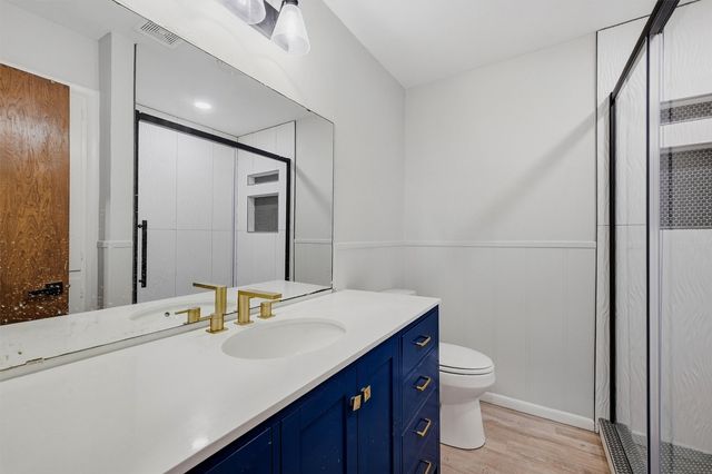 420 Kiowa Drive W, Gainesville, TX 76240