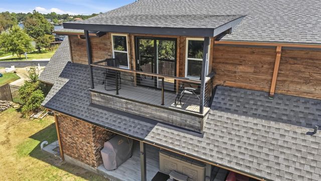 420 Kiowa Drive W, Gainesville, TX 76240