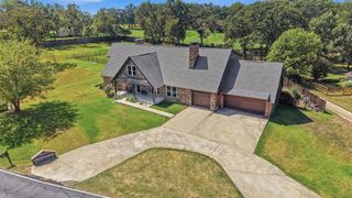 420 Kiowa Drive W, Gainesville, TX 76240