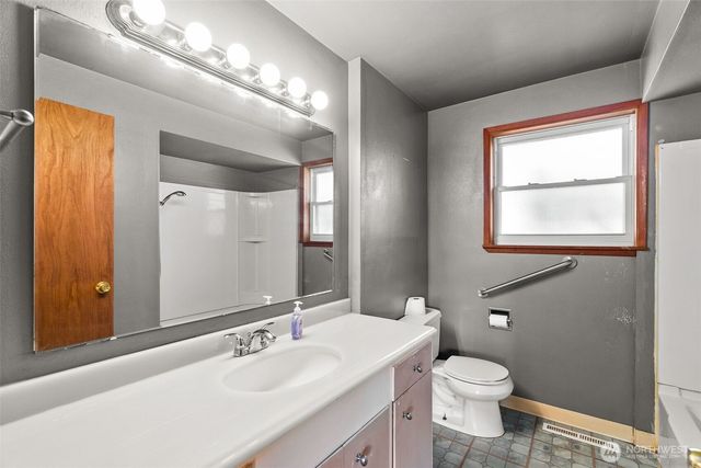 704 Weir Street SE, Olympia, WA 98501