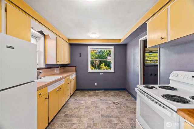 704 Weir Street SE, Olympia, WA 98501