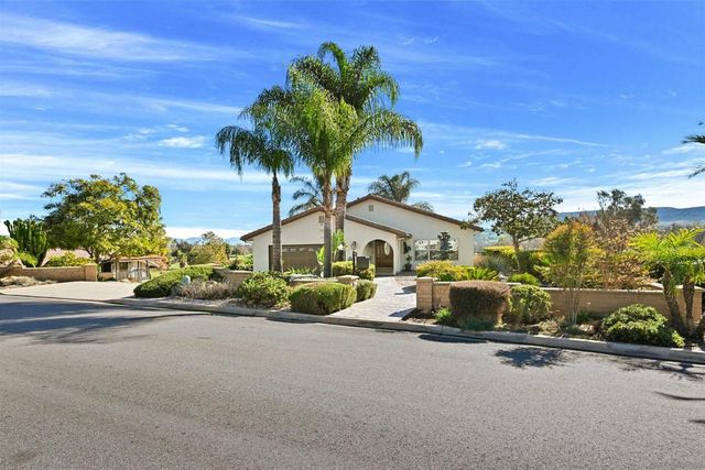 9219 Inverness Rd., Santee, CA 92071