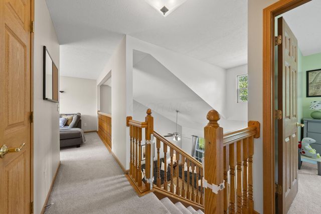 2181 Dry Ridge Court, Grove City, OH 43123