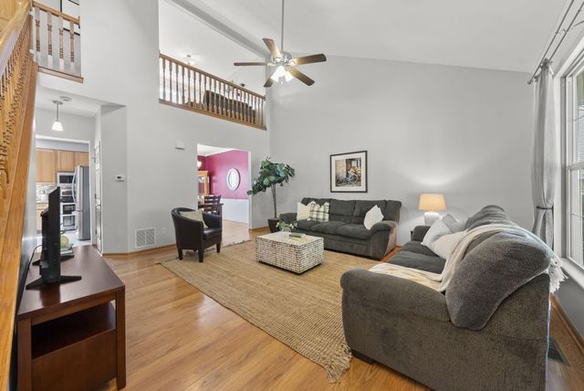 2181 Dry Ridge Court, Grove City, OH 43123