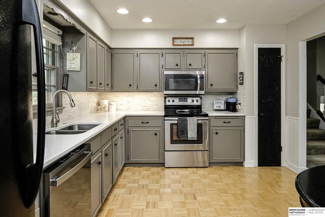 4724 S 150th Street, Omaha, NE 68137