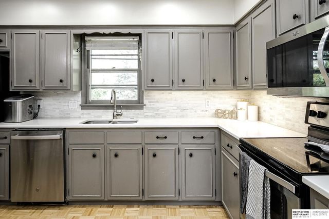 4724 S 150th Street, Omaha, NE 68137