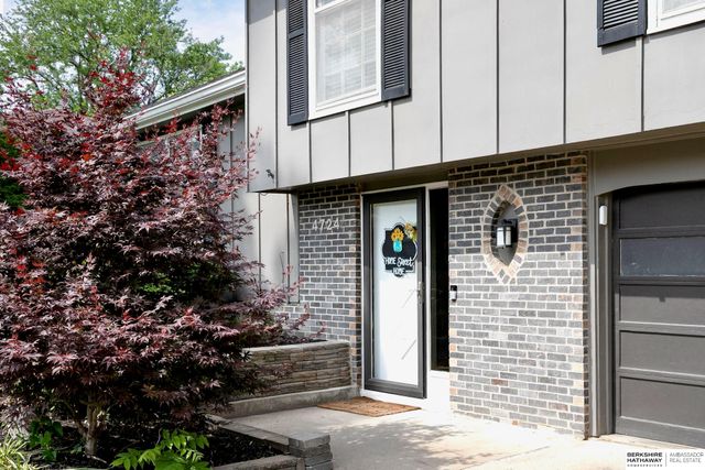 4724 S 150th Street, Omaha, NE 68137