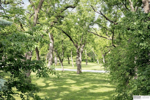 4724 S 150th Street, Omaha, NE 68137