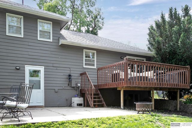 4724 S 150th Street, Omaha, NE 68137