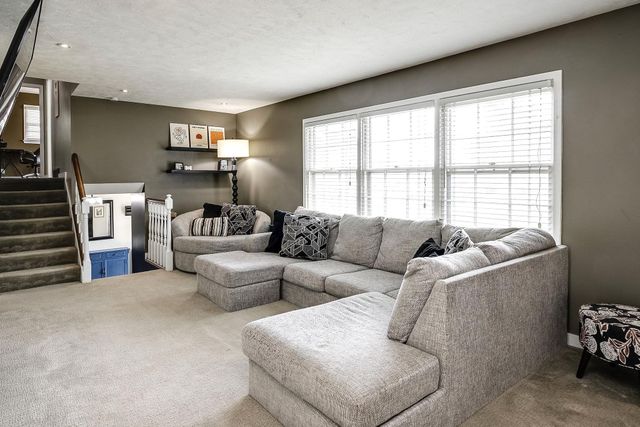 4724 S 150th Street, Omaha, NE 68137