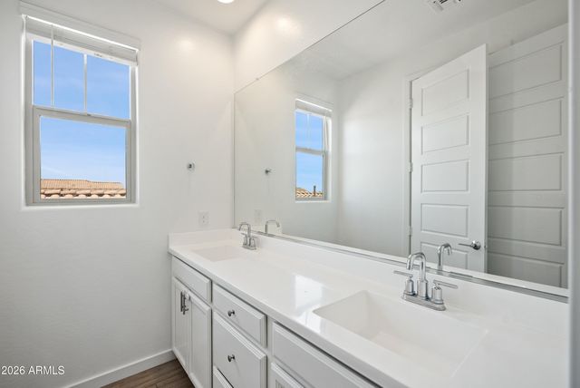 9207 W SELLS Drive, Phoenix, AZ 85037