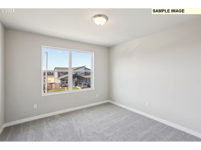 2612 Ne Claire Rd 201, Estacada, OR 97023