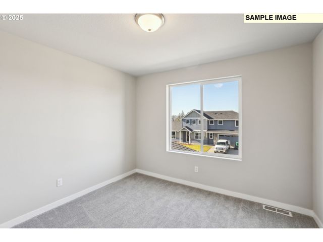 2612 Ne Claire Rd 201, Estacada, OR 97023