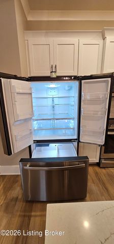 10932 Monkshood Dr, Prospect, KY 40059