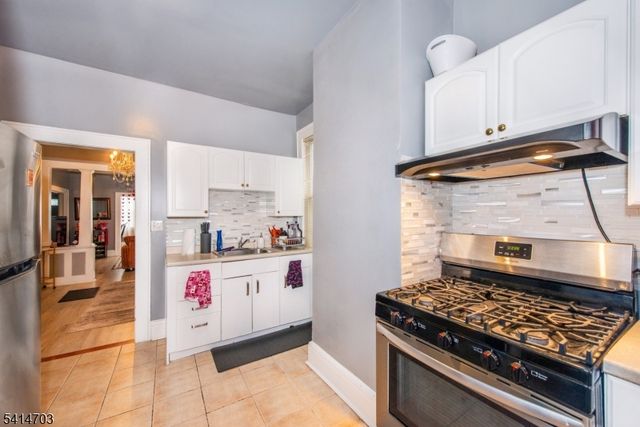 63 Mission St 2, Montclair Twp., NJ 07042