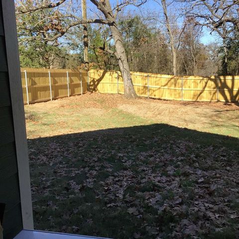 607 E Day Street, Denison, TX 75021